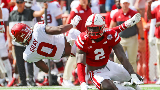 Caleb Tannor and Eric Gray 2022 Nebraska vs Oklahoma football USATSI_19063305